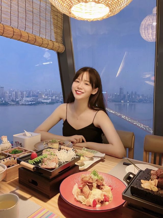 武漢這家日式餐廳江景無敵了拍照&約會。