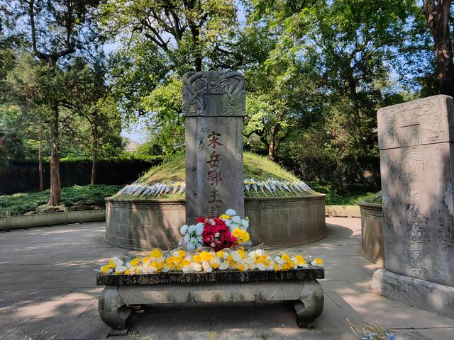 浙江杭州岳王廟。