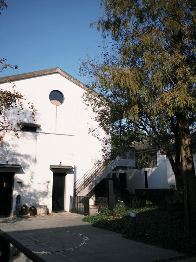 周末帶小朋友入住寵物友善酒店。