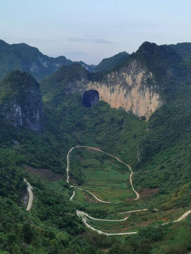 史詩巨坑，坑大不坑人，風景還是非常美麗