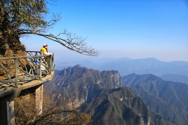 湖南|山不見面，我自見山