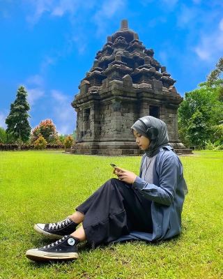 세로그리요 사원: 마글랑의 고대 문화 보물 