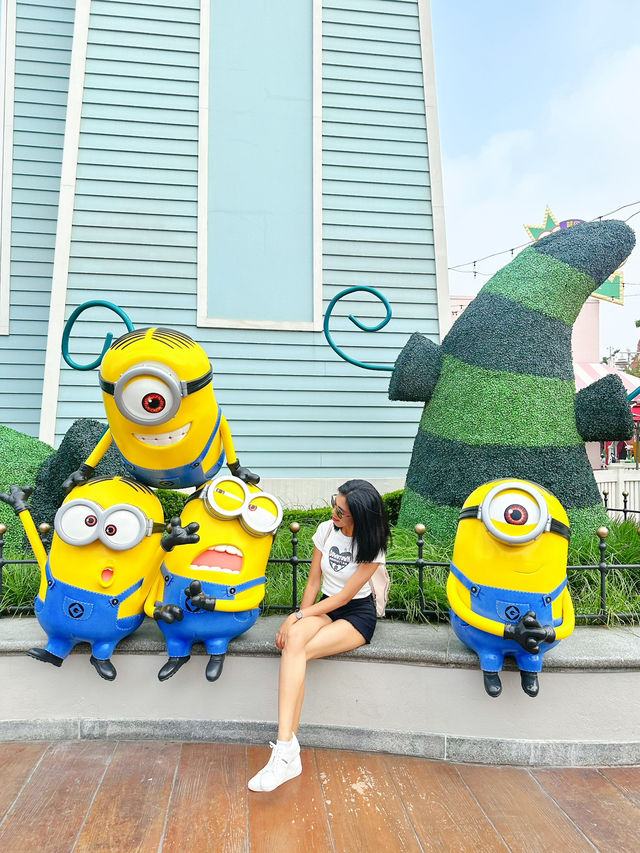 Minion Land: The only place where being silly is mandatory 🤪