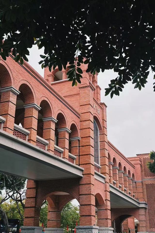 邂逅懸崖古寺與雲海奇觀~