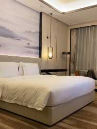 蘇州太倉華發鉑爾曼酒店     窗外就是天境湖