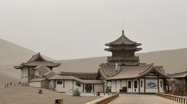 喺敦煌同壁畫鬥邊個更「佛系」，我輸咗