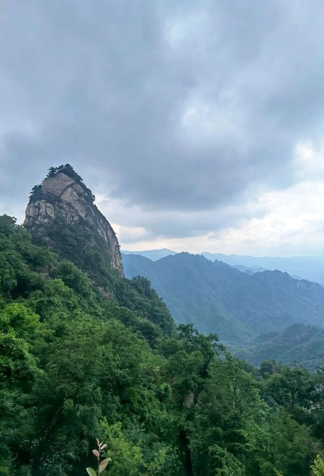 欒川避暑好地方，我家隔籬，天河大峽谷。    一、交通指南 1. 自駕（推薦）  路線：洛陽市區
