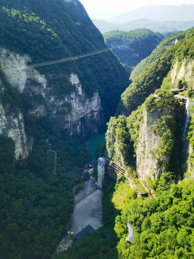 𝐙𝐡𝐚𝐧𝐠 𝐣𝐢𝐚 𝐣𝐢𝐞  張家界見山川