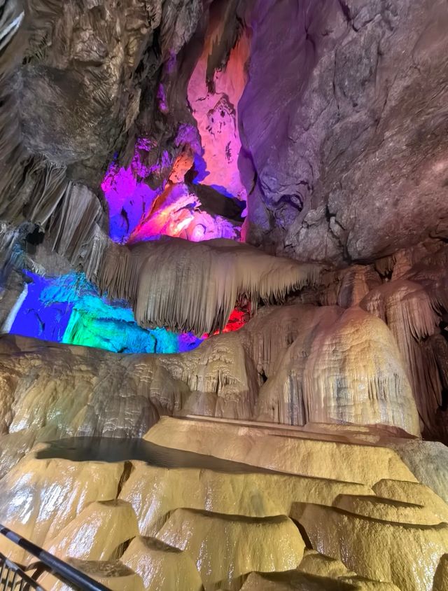 探秘通山隱水洞,咸寧必打卡的地下仙境! 探秘通山隱水洞,咸寧必打卡的地下仙境!