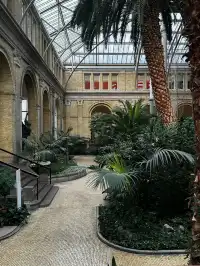 在嘉士伯美術館，我差點錯過了牆上的畫