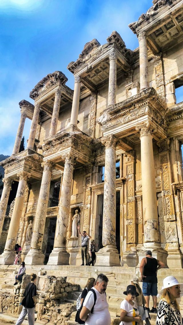 以弗所古城，風中逝去的輝煌