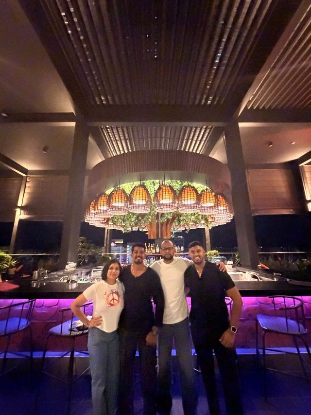Exceptional Bar Experience with Outstanding Service