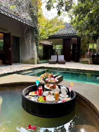 Stay in the bamboo forest of Tangshan and bring a private Bali hot spring villa to Nanjing