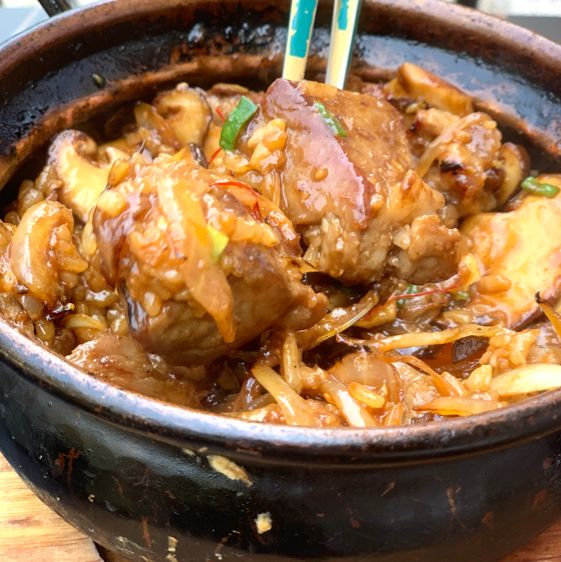 黃金海岸日式料理煲仔飯