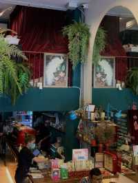 หลงโถว คาเฟ่ (LhongTou Café)