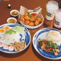 คาเฟ่ฤดูจันท์ - LeduChan 