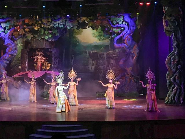 Alcazar bararet Show Pattaya 💃🏻