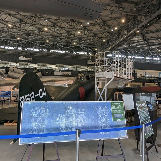 飛行機の離着陸が間近で見学できる航空ミュージアム