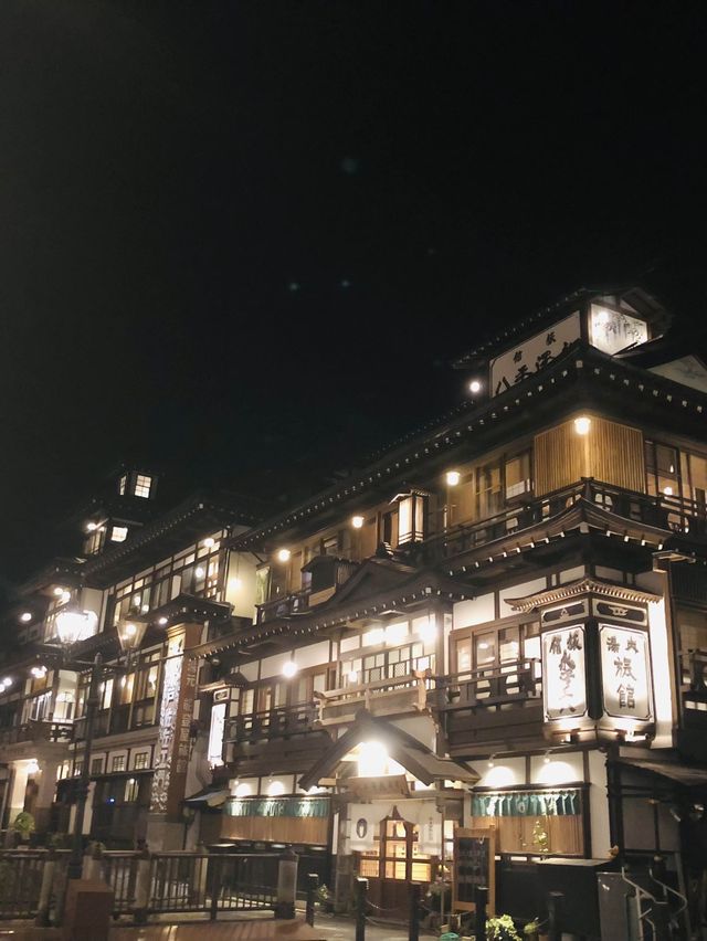 日本🇯🇵銀山溫泉