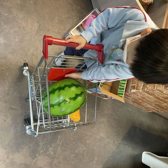 耀中幼教，親子教育0-8親子假期