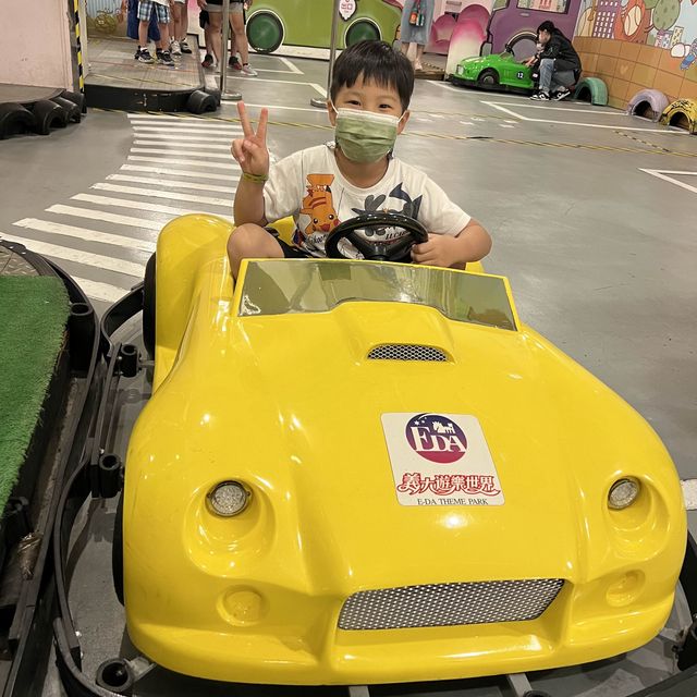 台灣高雄義大世界｜大人購物孩子遊樂度假好去處