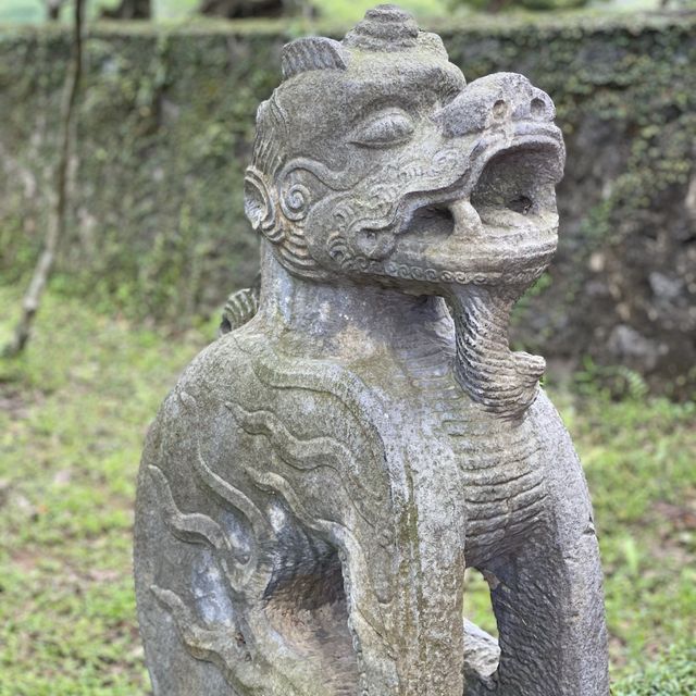 ベトナムの世界遺産　ディン・ティエン・ホアン廟