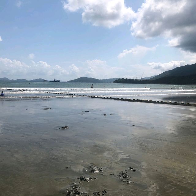 貝澳沙灘摸蜆遊