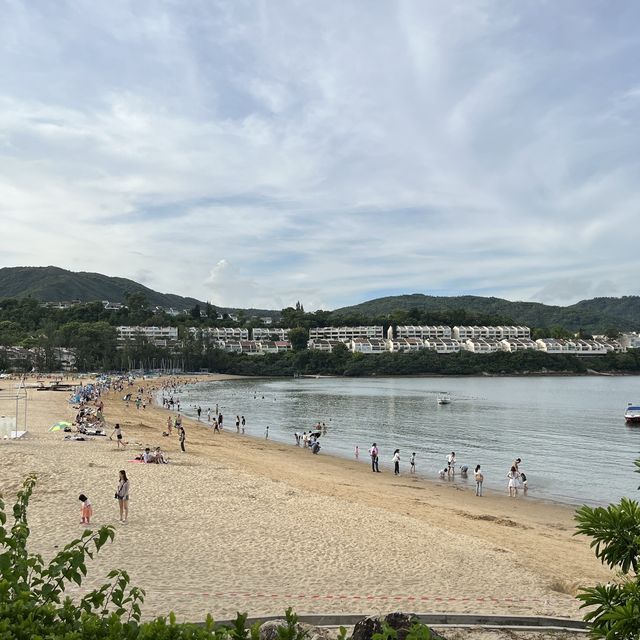 全港最大的大白灣沙灘兒童遊樂場！
