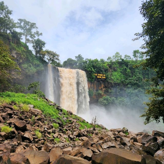 Phu Cuong waterfall