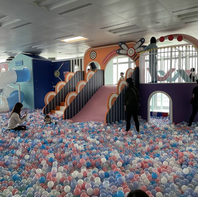 香港 新開幕大型室內親子遊樂場『Chill Kids Club』