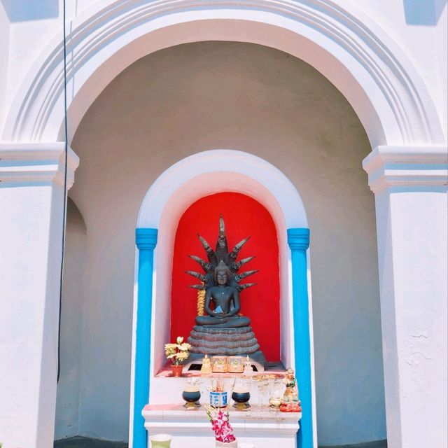วัดศรีสุริยวงศารามวรวิหาร