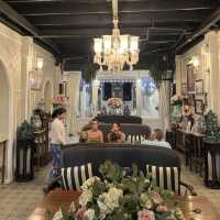 Tu Kab Khao Restaurant 
