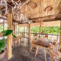 ร้านอาหาร บ้านนอกคอกนา เขาใหญ่
