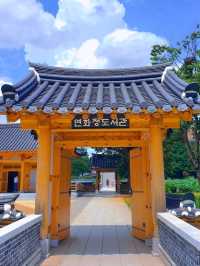 연화정도서관에서 감성을 읽어요