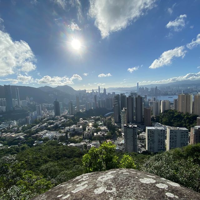 香港🇭🇰 ｜日落好去處☀️ - 渣甸山觀景台🌟