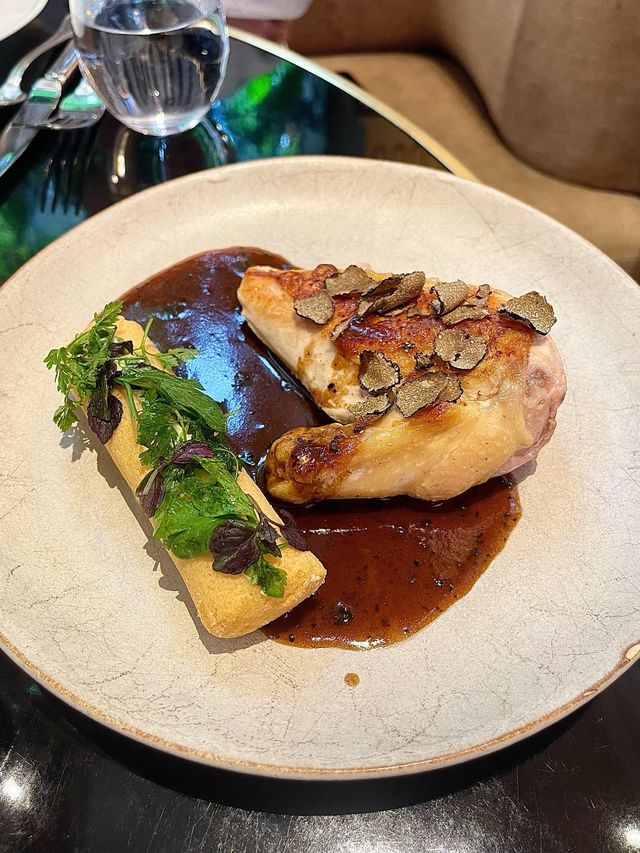 法國巴黎高質網紅打卡餐廳-Girafe Restaurant 