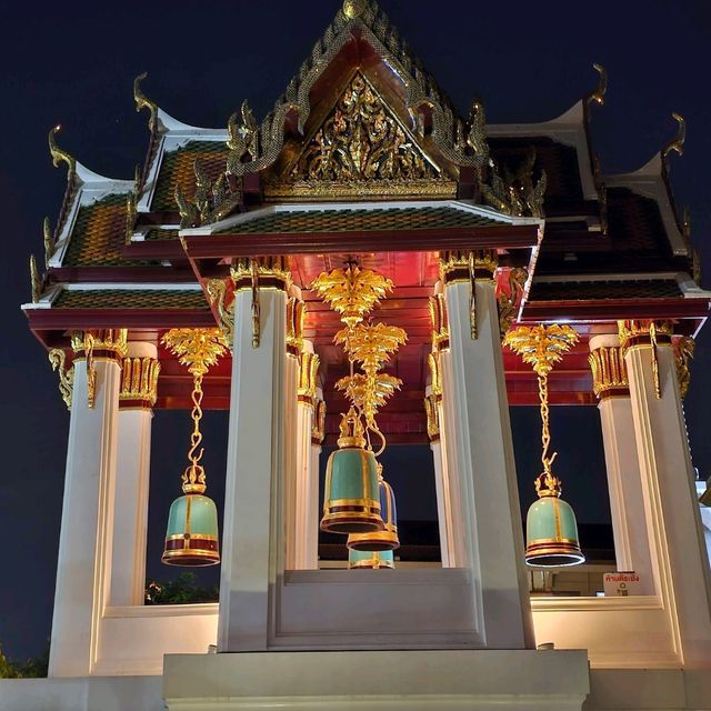 วัดระฆังโฆสิตารามวรมหาวิหาร