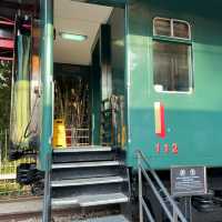 一座風格獨特的傳統建築火車站！