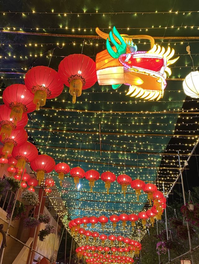 Light decor for CNY in Dong Zen temple💡💡