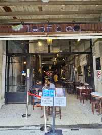 leaf & co. cafe
