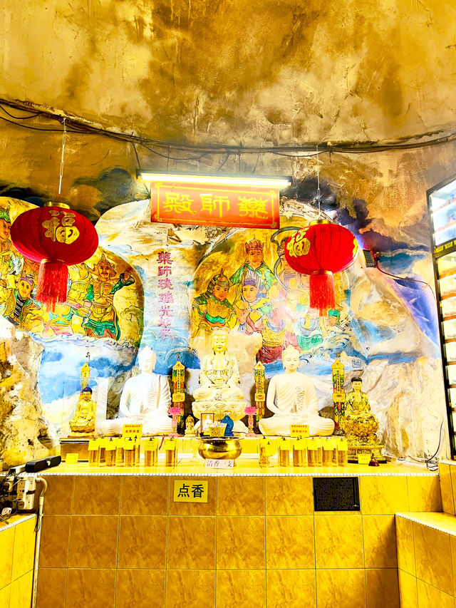 Exploring The Famous Guan Yin Temple Ipoh🇲🇾✨