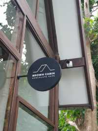 คาบิน บราวน์ คาเฟ่เกาะเสม็ด