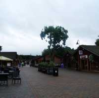Trentham shopping village 