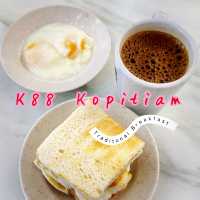 อาหารเช้าที่ K88 Kopitiam 