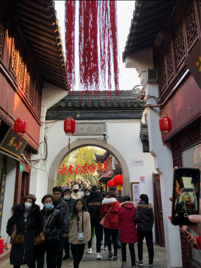 A Day Trip to Qibao Ancient Town in Shanghai 🇨🇳