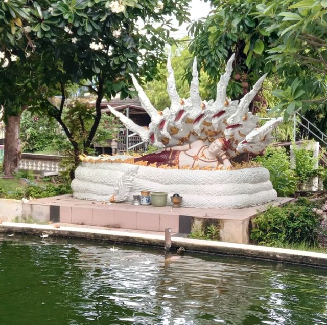 สักการะหลวงพ่อสุโขทัย 600ปีที่วัดสักใหญ่🙏