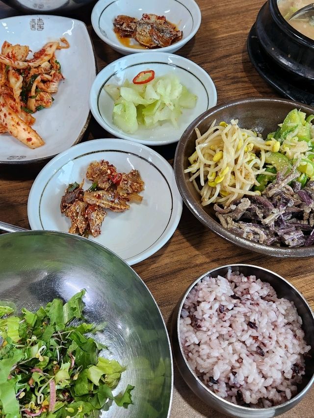 구글평이 좋아서 갔지만 실망했던 홍룡사 밥집, 아래각단