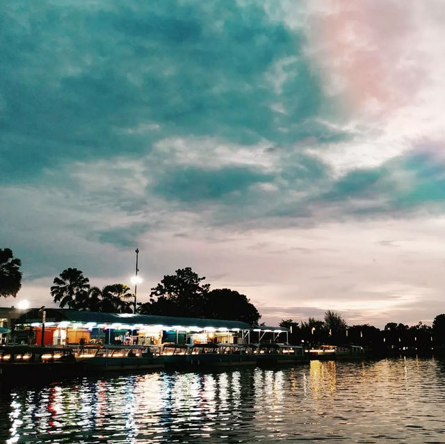 🇲🇾 Discover Melaka’s Charm on a Scenic River Cruise