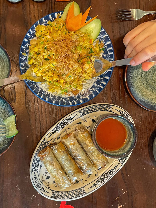 베트남 가정식 맛집으로 유명한 하노이 'Met restaurant'