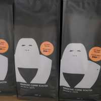 Kingkong Coffee Roaster: โรงคั่วกาแฟสุดชิค 